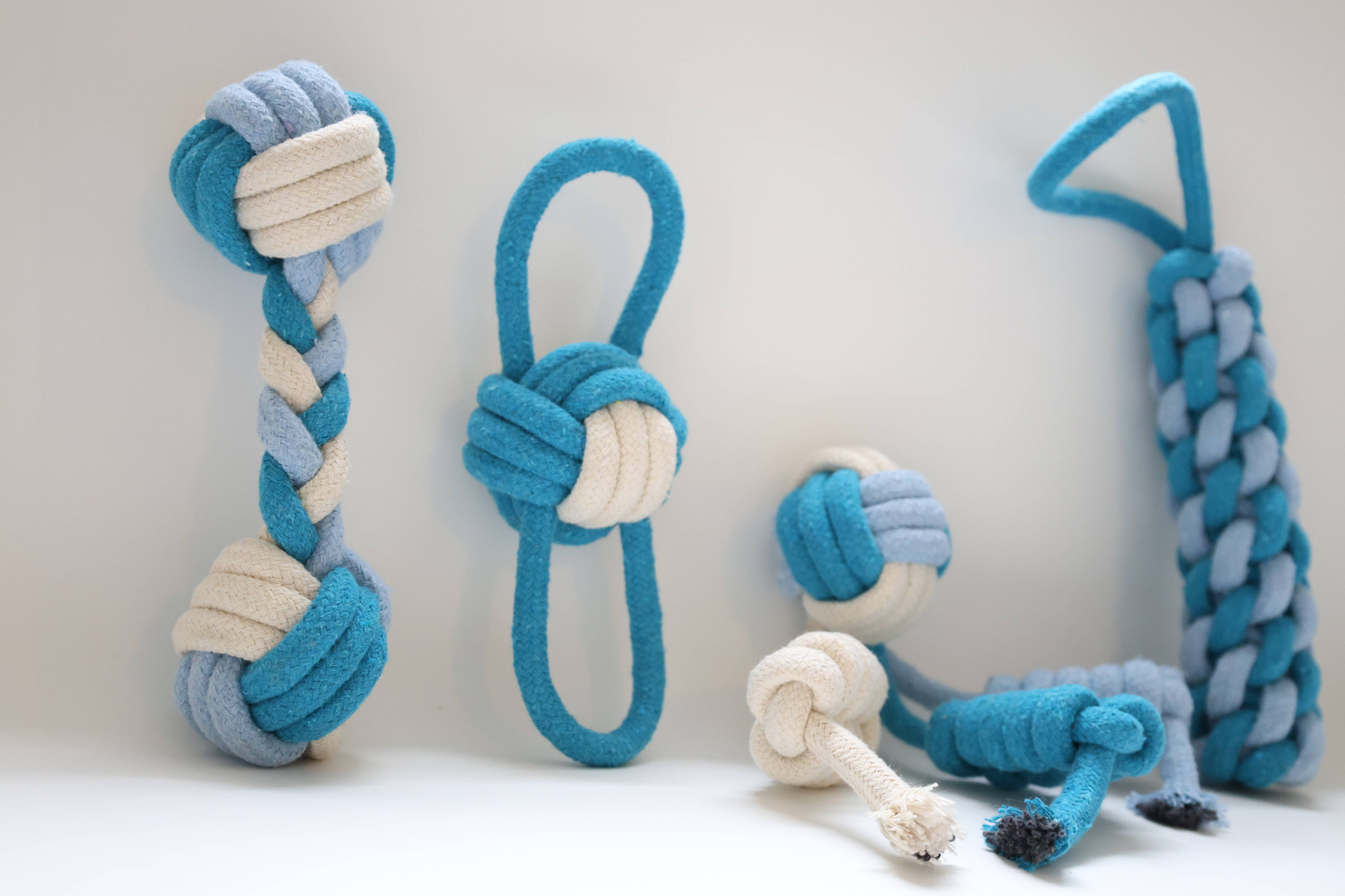 CSCORD - Eco-friendly Blue and White Rope Toys